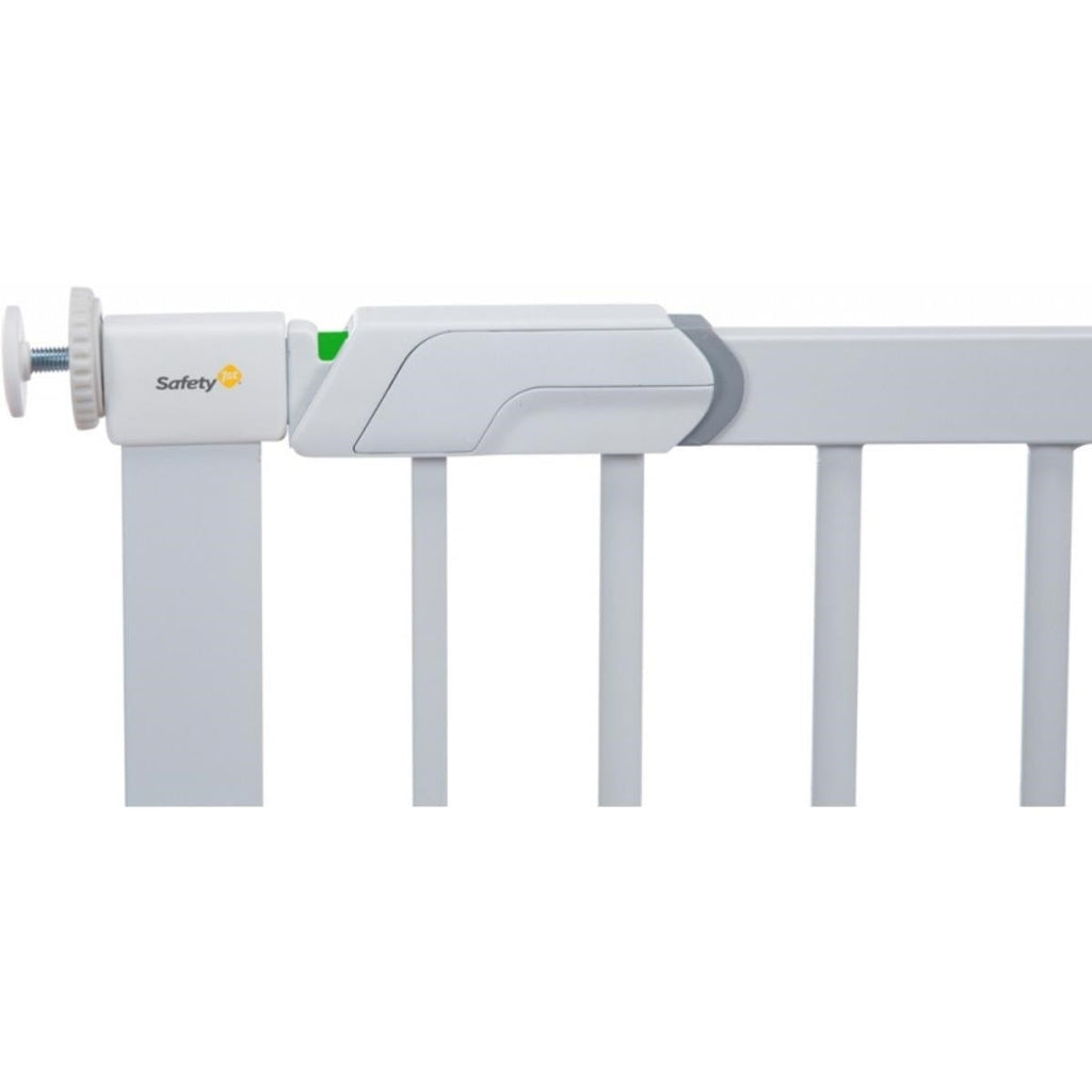 Safety 1st Flat Step Pressure Gate 73-80cm