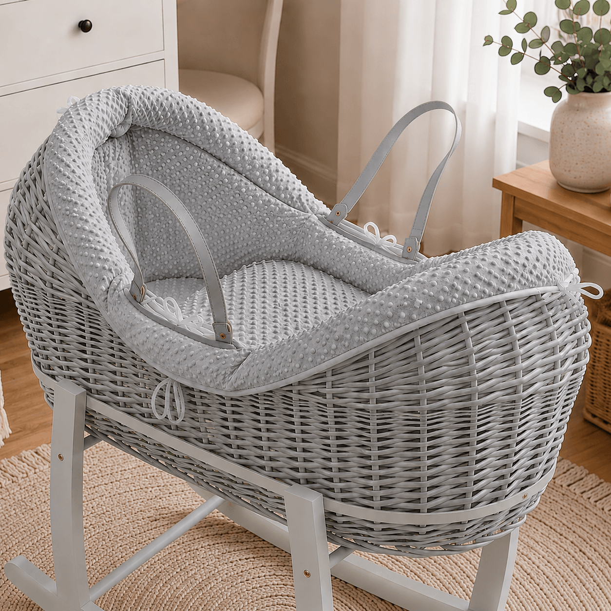 Wicker Deluxe Pod Baby Moses Basket With Stand